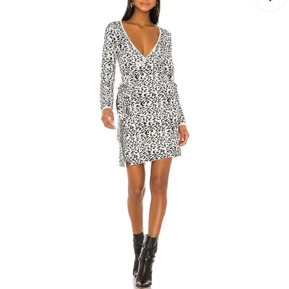 NWT LOVERS + FRIENDS Merida Wrap Sweater Dress - Picture 2 of 6